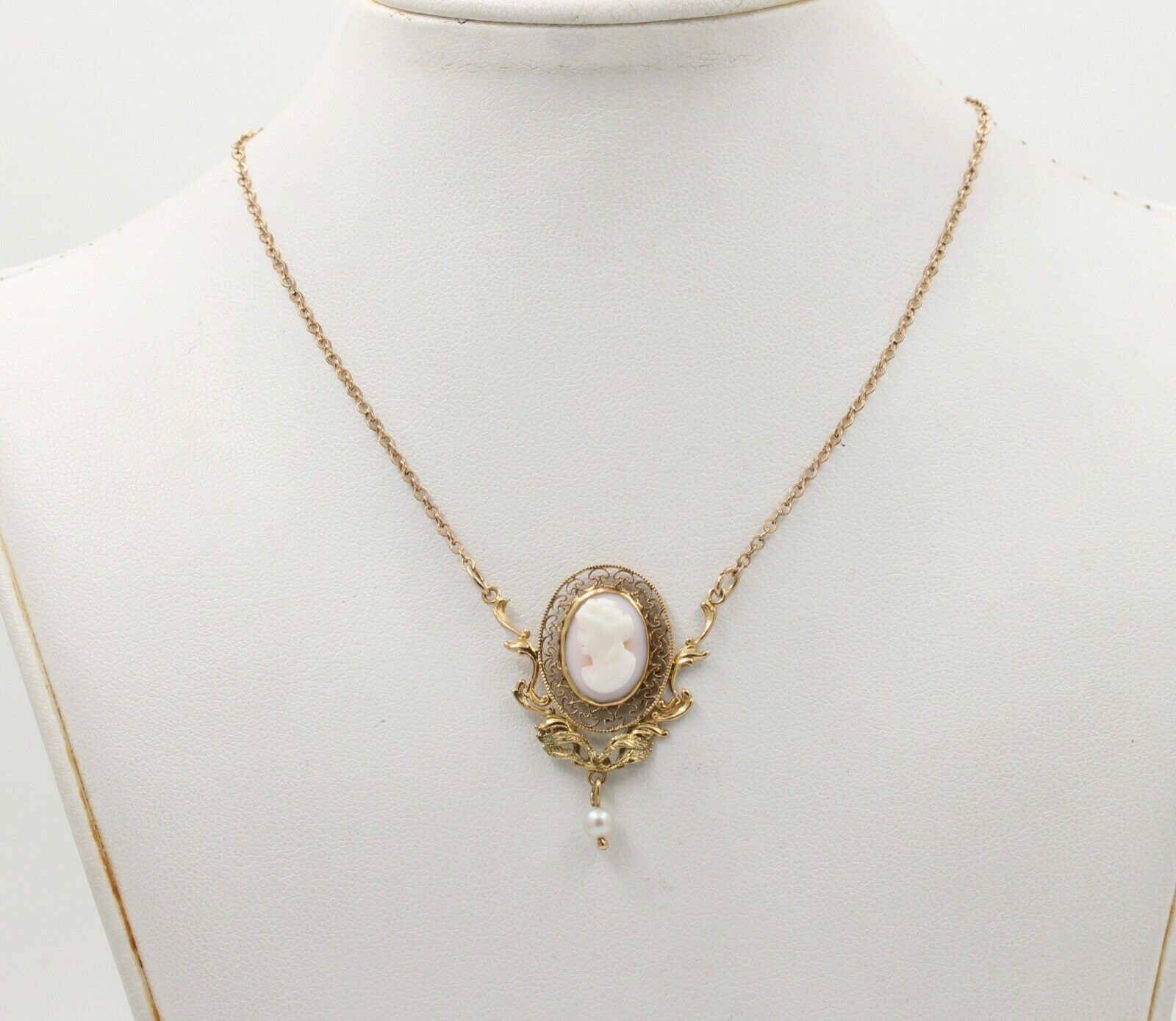 Art Nouveau Cameo Pearl 14K 10K Pendant and Chain