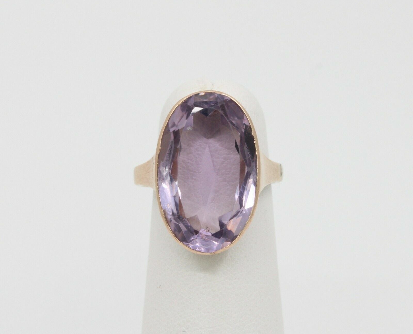Vintage 9K Yellow Gold Rose De France Amethyst Solitaire Ring