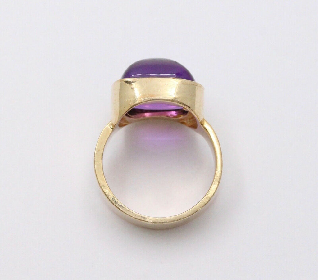 Vintage Cabochon Cut Amethyst 14K Yellow Gold Ring