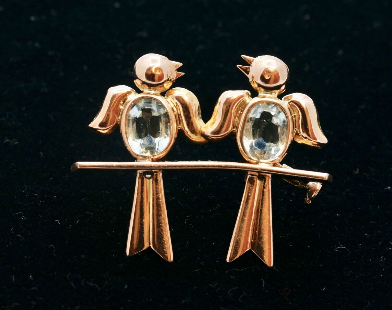 Vintage Lovebirds 18K Rose Gold Aquamarines Brooch Pin