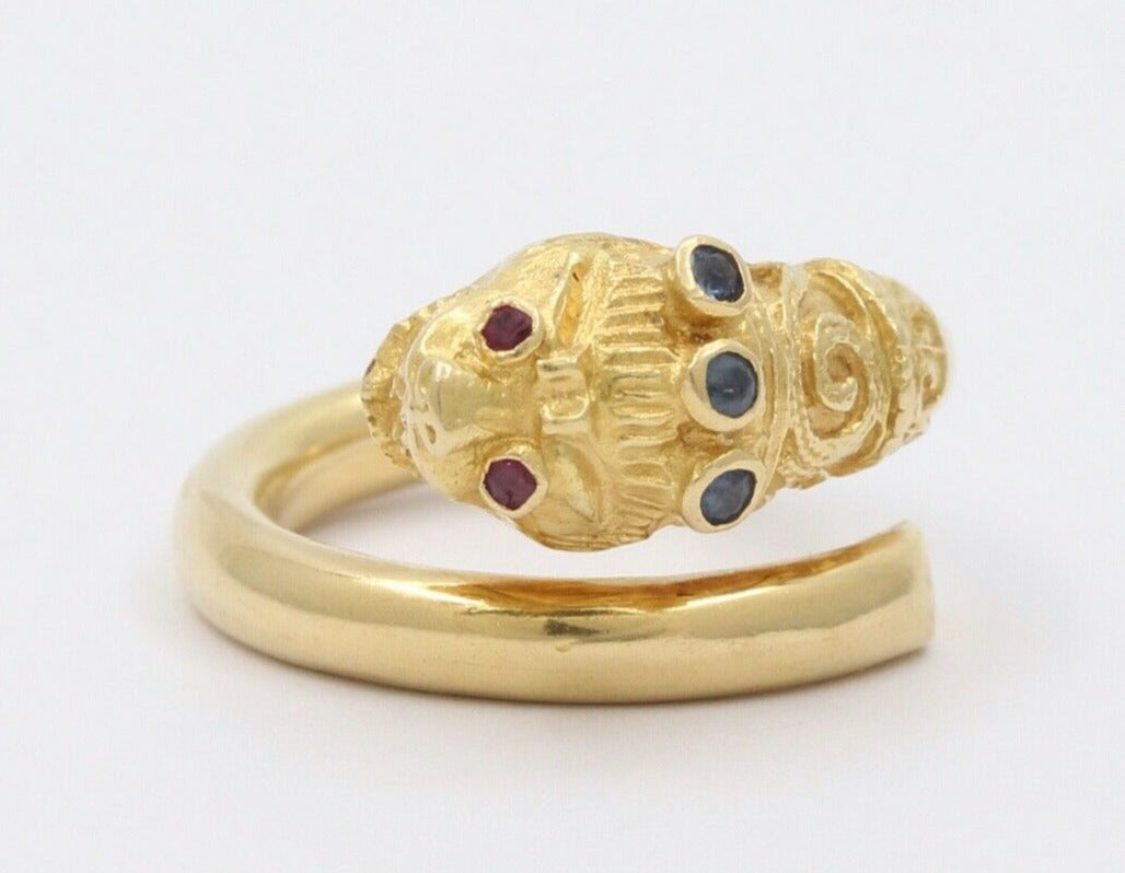Vintage 18K Yellow Gold Dragons Head Ring