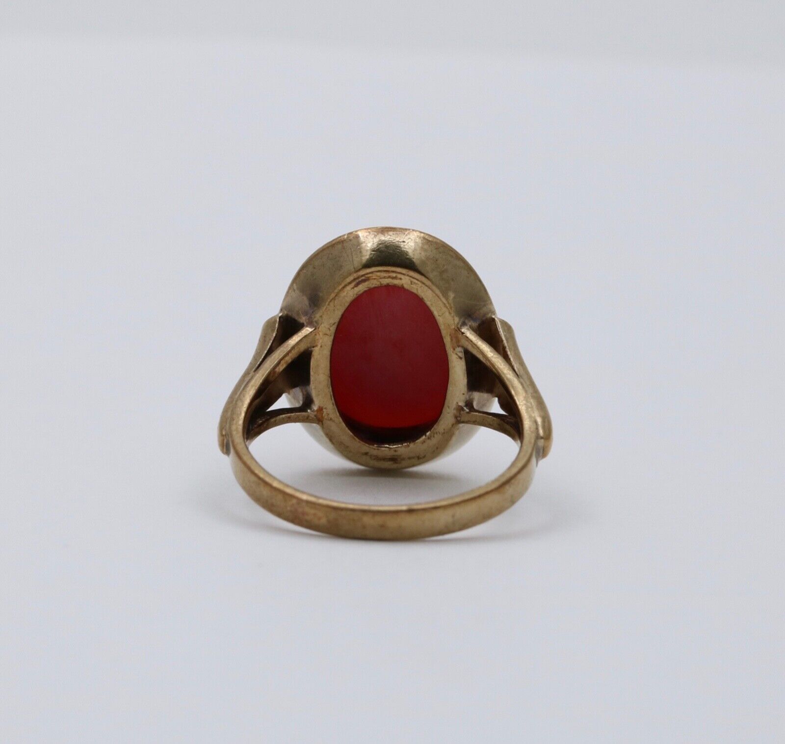 Antique Art Deco 9K Yellow Gold Coral Ring, Cocktail Ring.