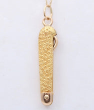 Load image into Gallery viewer, Victorian 14K Yellow Gold Watch Button Hook Tool FOB Pendant
