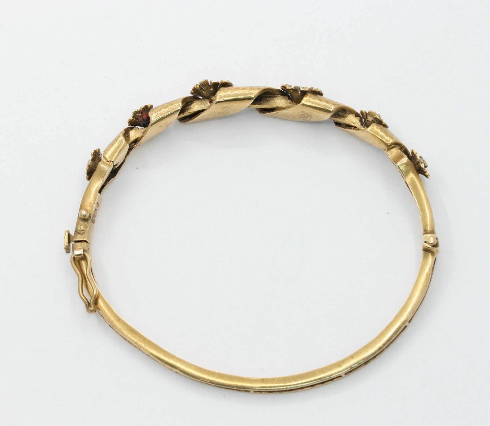 Vintage 14K Yellow Gold Floral Swirl Diamond Bangle