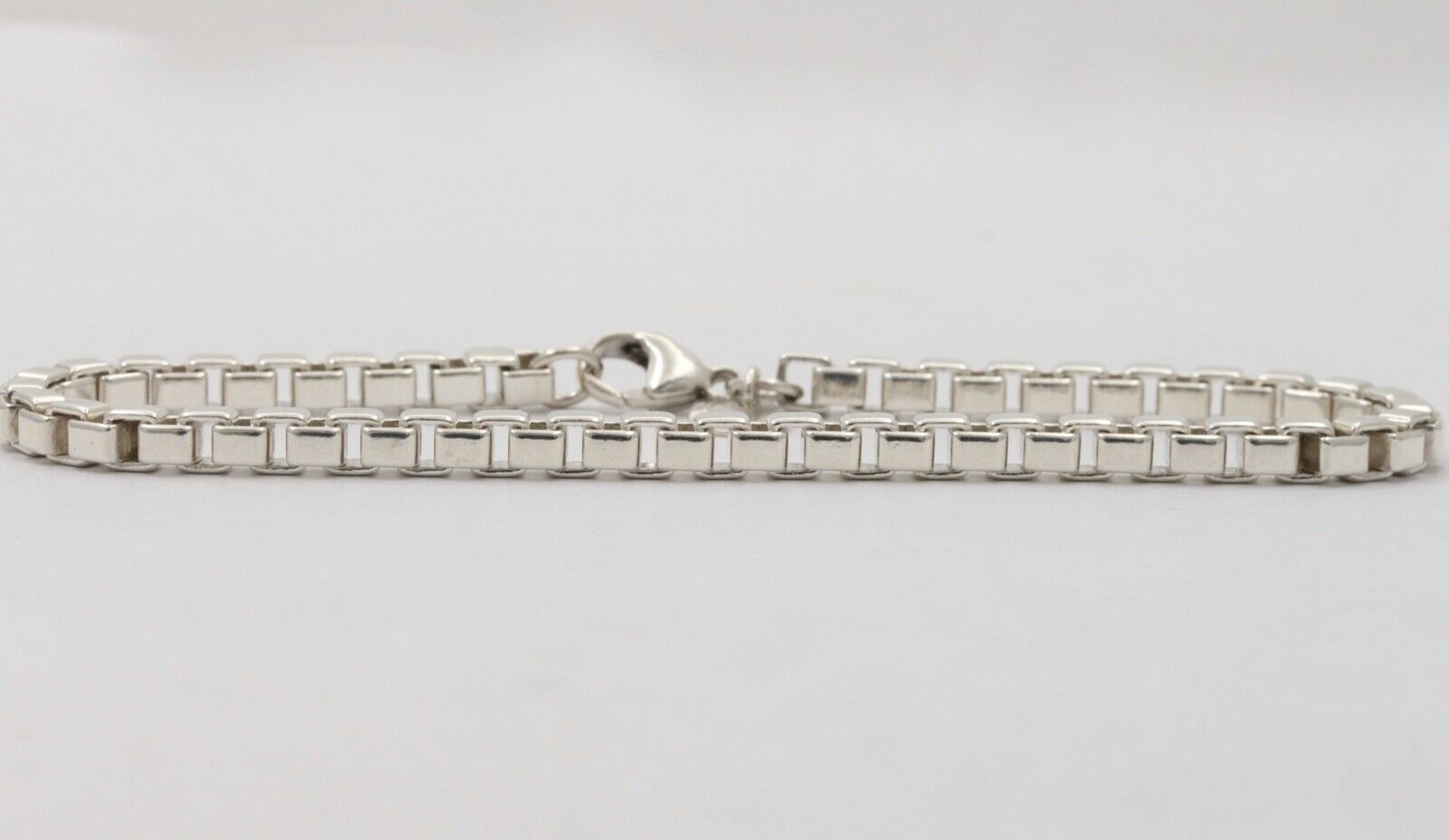 Tiffany And Co Venetian Link Bracelet in 925 Sterling Silver