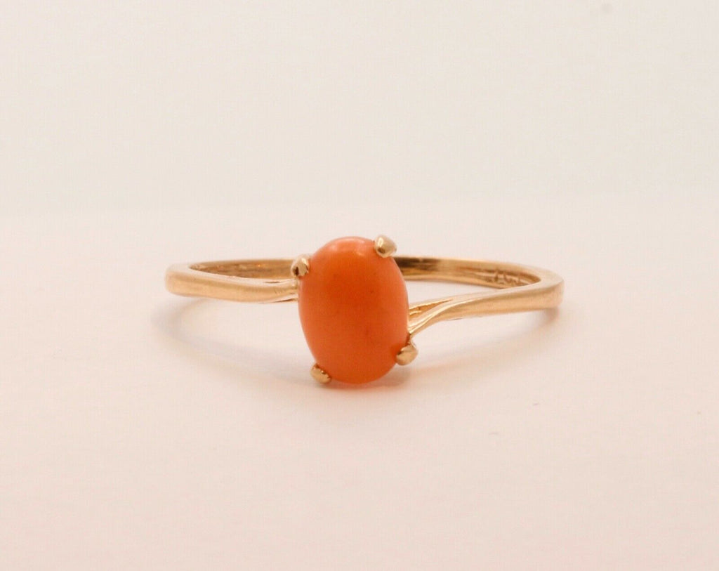 Ladies Vintage Petite Agate Bypass 10K Yellow Gold Ring