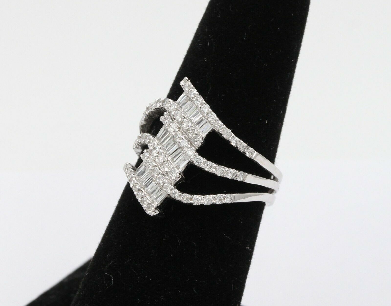 Vintage 18K White Gold Diamond Knuckle Ring