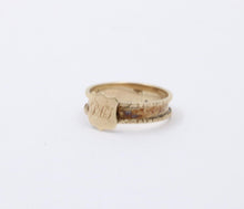 Load image into Gallery viewer, Antique Georgian 14K yellow Gold Ring Band.
