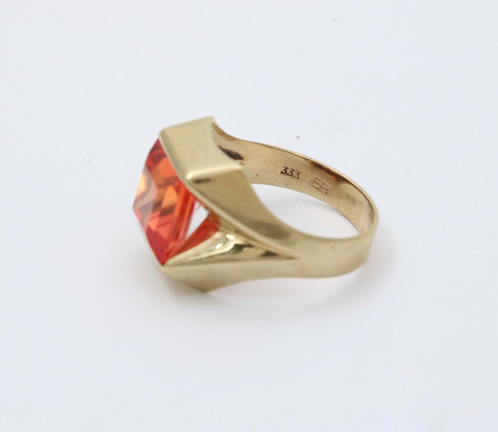 Beautiful Erie Basin Orange Stone 9K Yellow Gold Ring