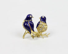 Load image into Gallery viewer, Vintage 18K Yellow Gold Enamel Bird Brooch
