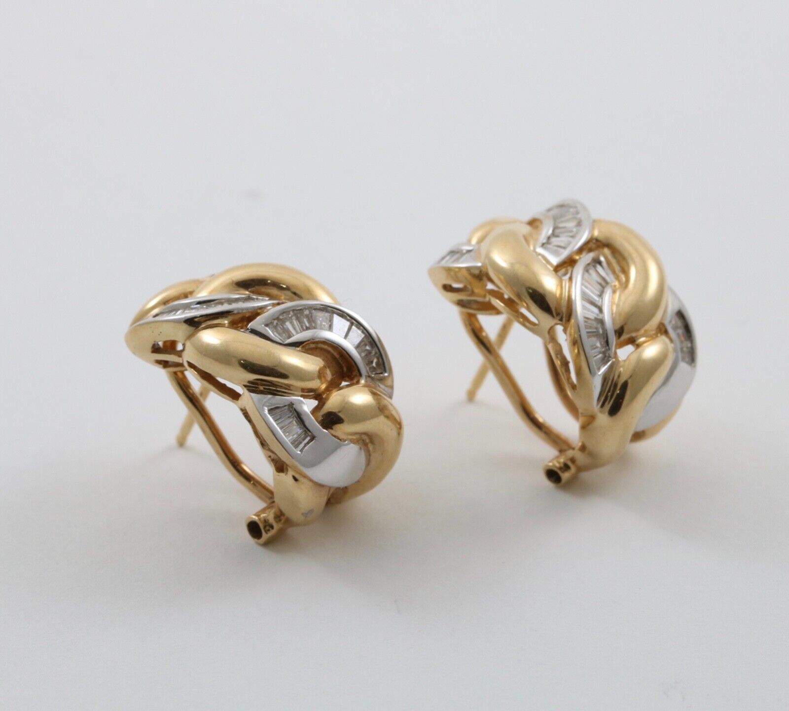 Vintage 14k Gold Diamond Curb Link Huggie Earrings.