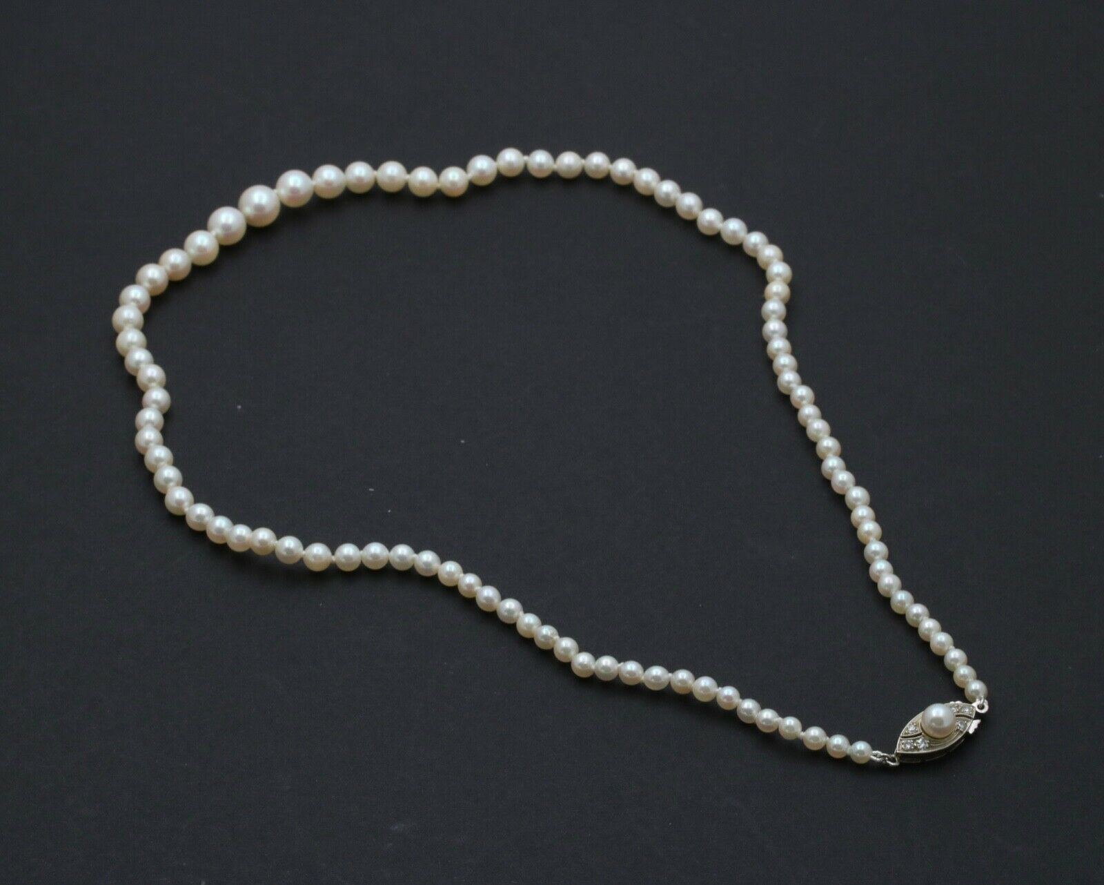 Art Deco Akoya Cultured Pearls Diamonds 14K White Gold Necklace