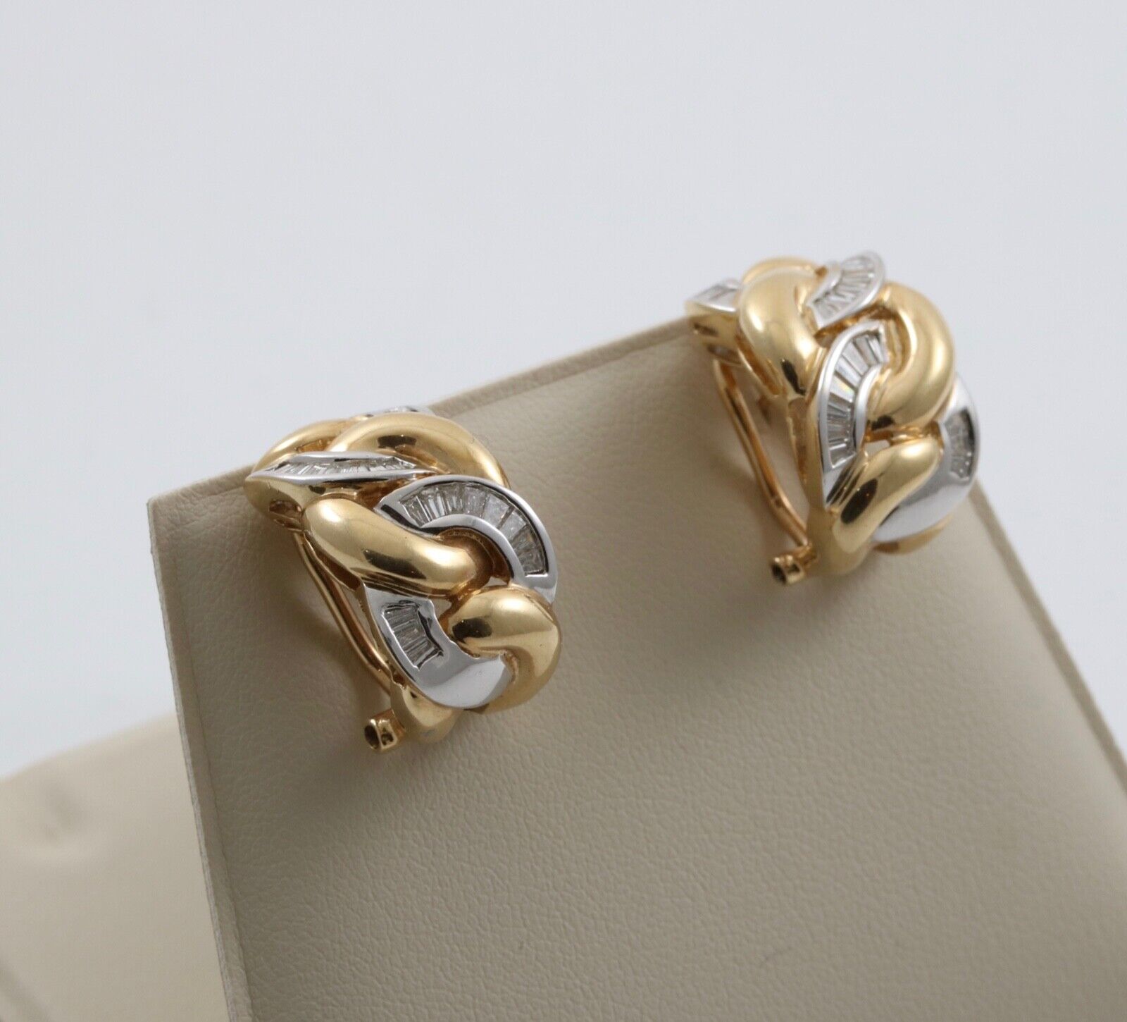 Vintage 14k Gold Diamond Curb Link Huggie Earrings.