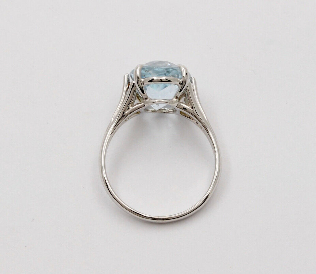 Vintage Oval Cut Aquamarine 14K White Gold Cocktail Ring
