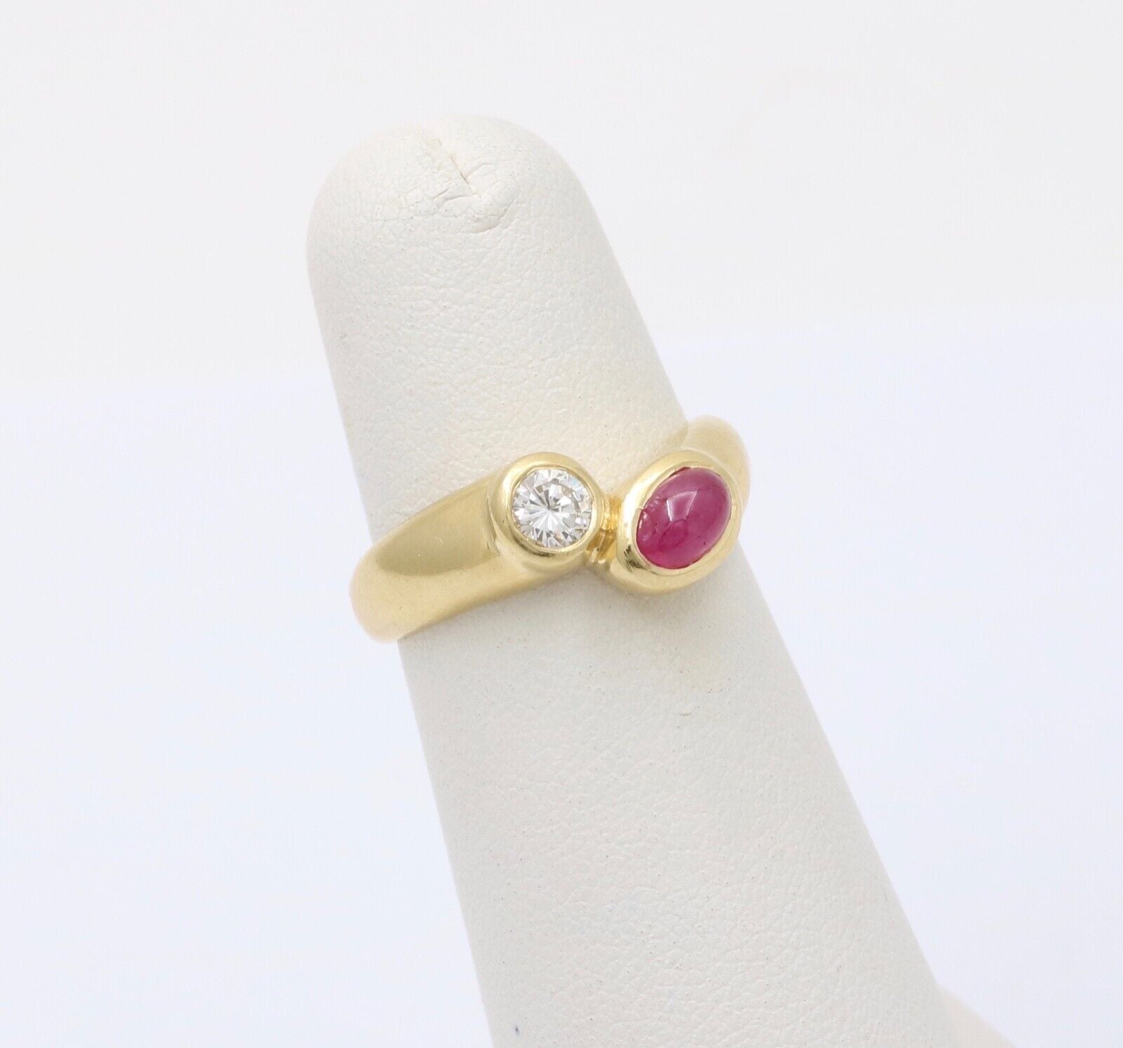 Vintage Bypass 18K Yellow Gold Ruby Diamond Ring