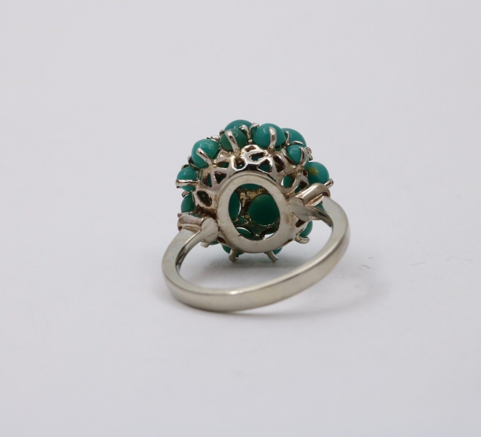 Vintage 18K Gold Dome Cluster Turquoise Ring