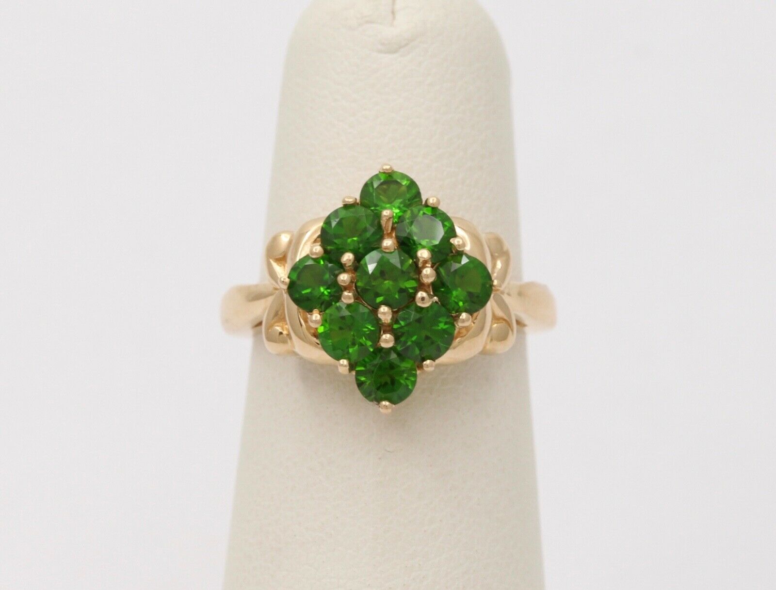 Vintage Cluster Green Garnet 14K Yellow Gold Ring
