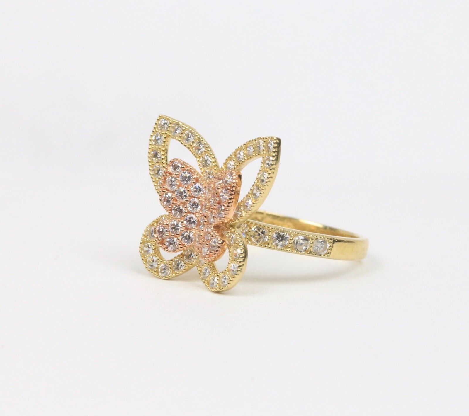 Vintage Lovely 10K Two Tone Gold Butterfly Ring.
