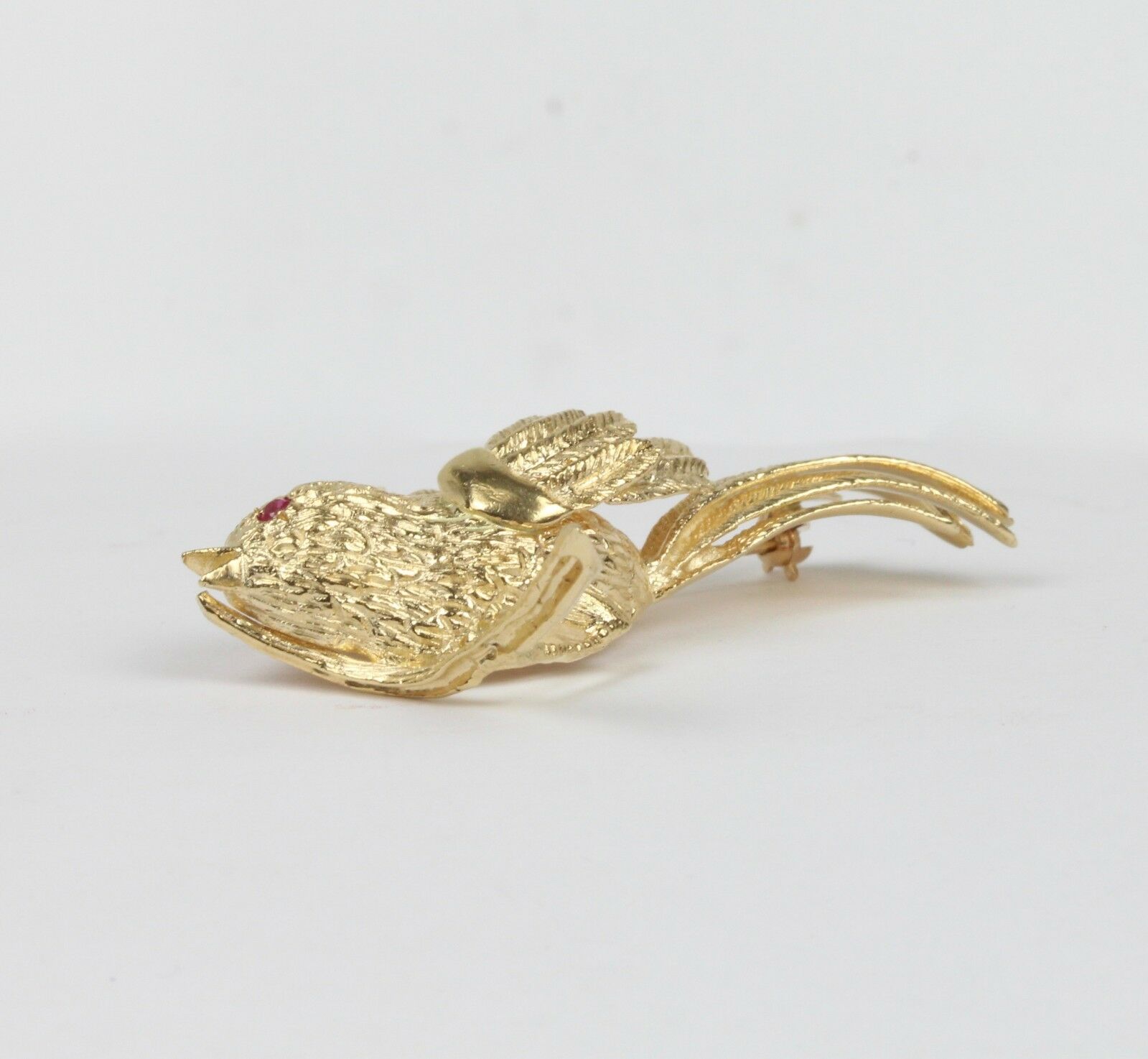 Vintage 14K Yellow Gold Sparrow Brooch