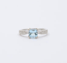 Load image into Gallery viewer, Classic 14K White Gold Aquamarine Ring, Engagement Ring
