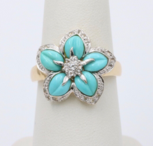 Load image into Gallery viewer, Vintage 18K Yellow Gold Turquoise &amp; Diamond Flower RIng , Cocktail Ring
