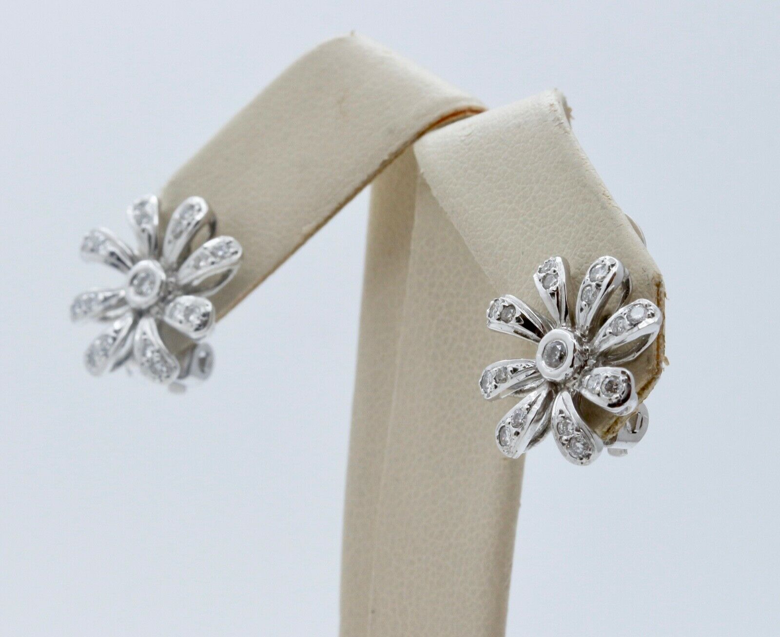 Vintage Flower Diamonds 14K White Gold Earrings