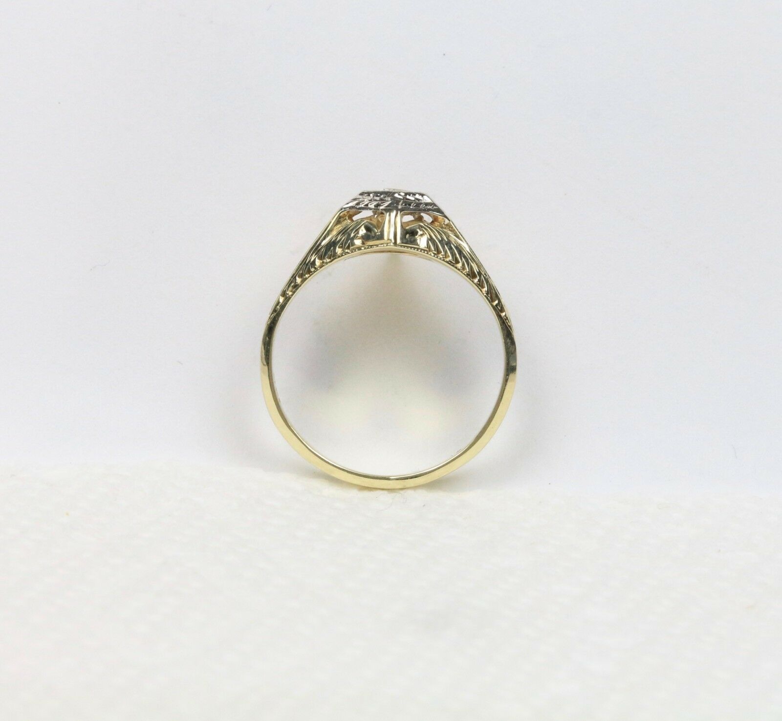 Art Deco Diamond 14K Yellow Gold Engagement Ring
