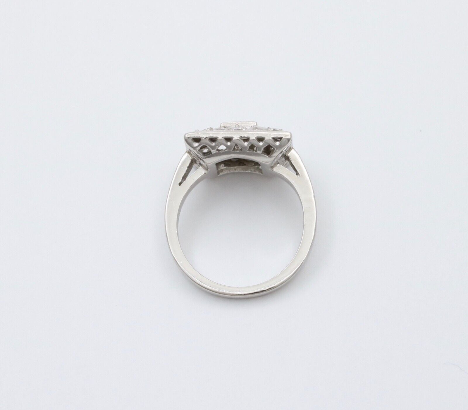 Art Deco Diamonds Platinum Filagree Ring