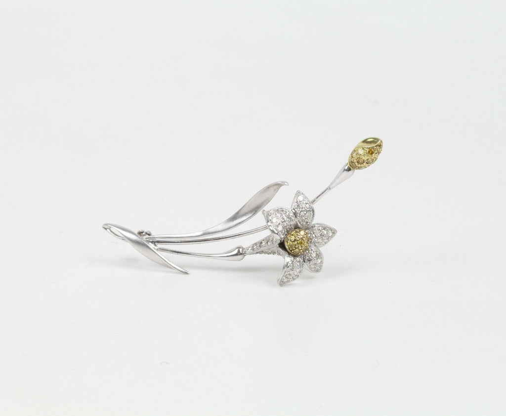Vintage 18K White Gold Elegant Lily Flower Diamonds Brooch Pin
