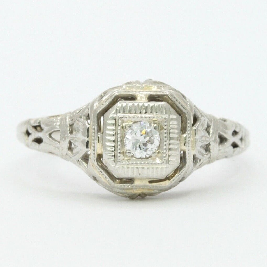 Art Deco 18K White Gold Diamonds Filagree Ring