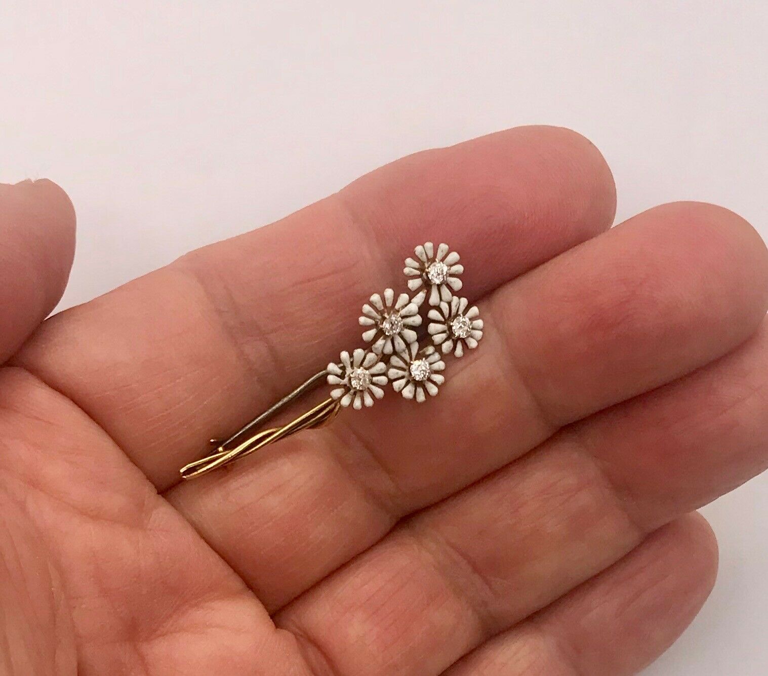 Vintage Diamonds Flowers Enamel 14K Yellow Gold Brooch Pin