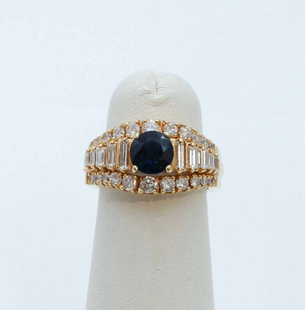 Vintage Ladies Blue Sapphire Diamonds 18K Yellow Gold Ring