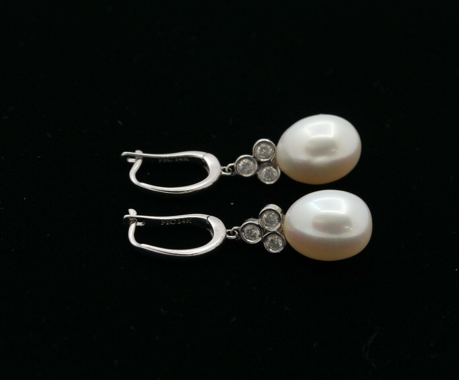 Vintage 14K White Gold Hanging Pearl Diamond Earrings