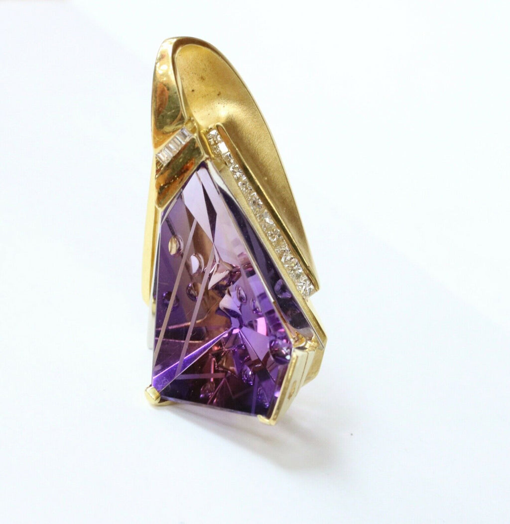 Vintage Geometric Amethyst Diamonds 18K Yellow Gold Pendant Brooch