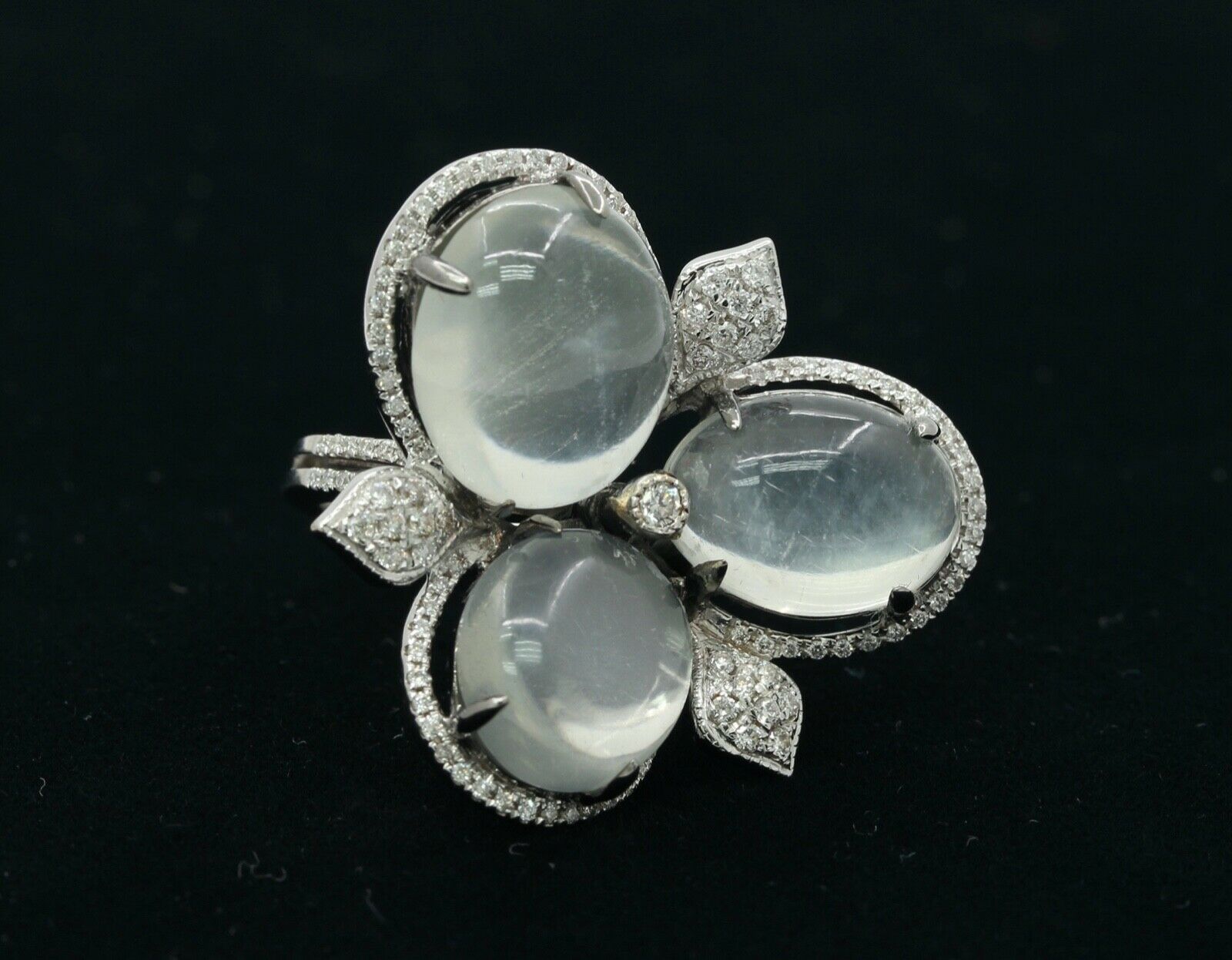 Beautiful 18K White Gold Moonstones Diamonds Ring