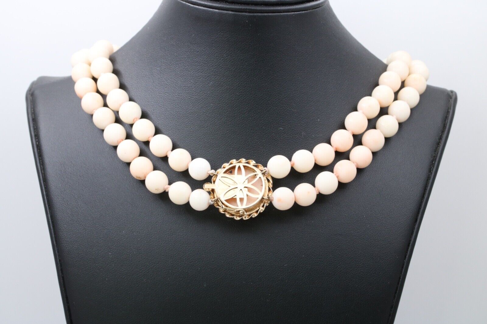 Vintage Angel Skin Coral Carved Flower 14K YG Necklace