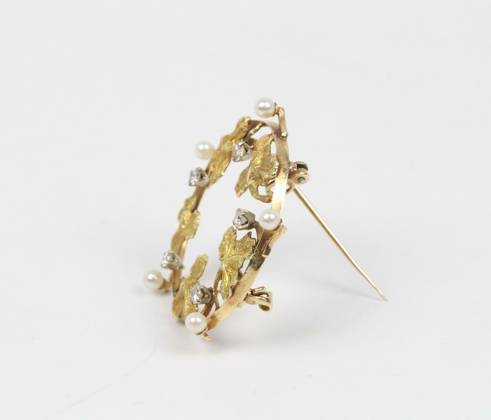 Art Nouveau 14K Yellow Gold Ivy Wreath Diamond & Pearl Pendant Brooch