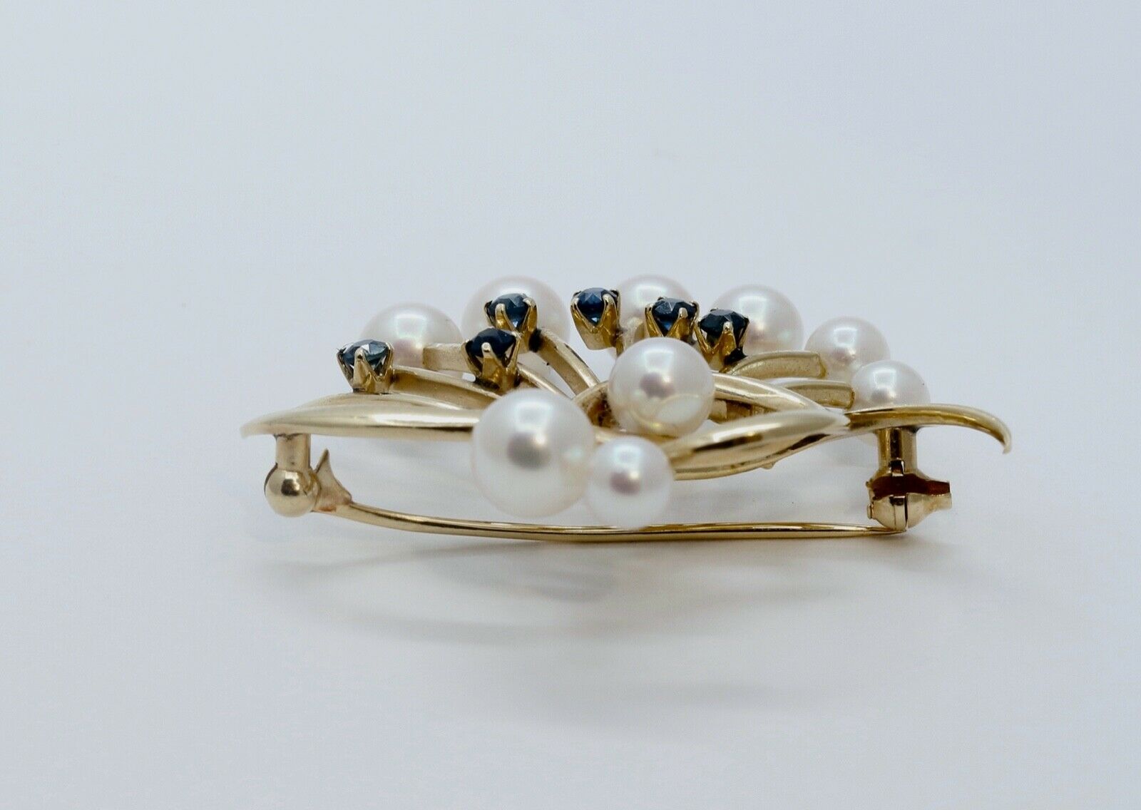 Mikimoto 14K Yellow Gold Sapphires Pearls Brooch Pin