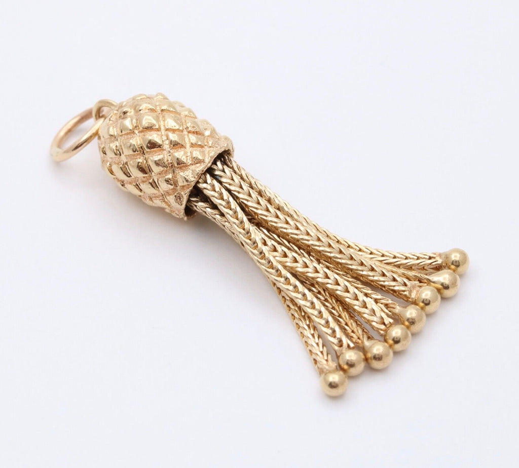 Vintage Foxtail Chain Tassel 14K Yellow Gold Pendant Charm