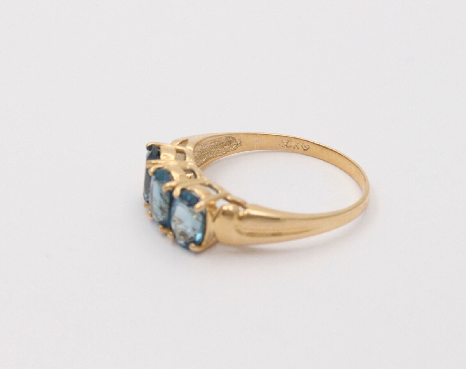 Vintage London Blue Topaz 10K Yellow Gold Band Ring