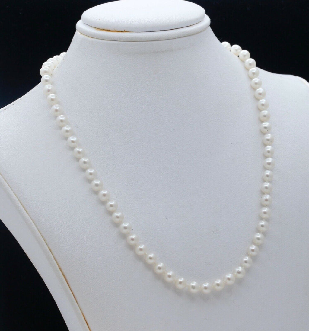 Vintage Single Strand Pearl 14K Yellow Gold Clasp Necklace