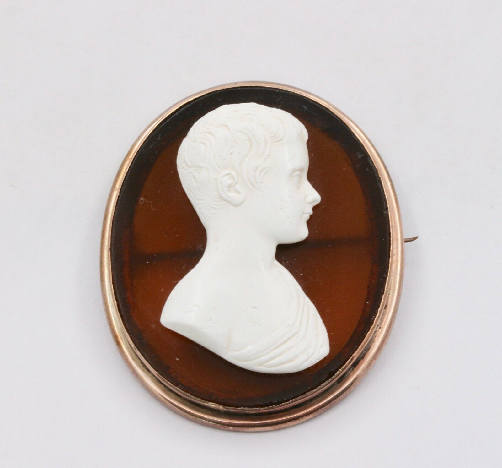 Vintage 14K Yellow Gold Cameo Brooch