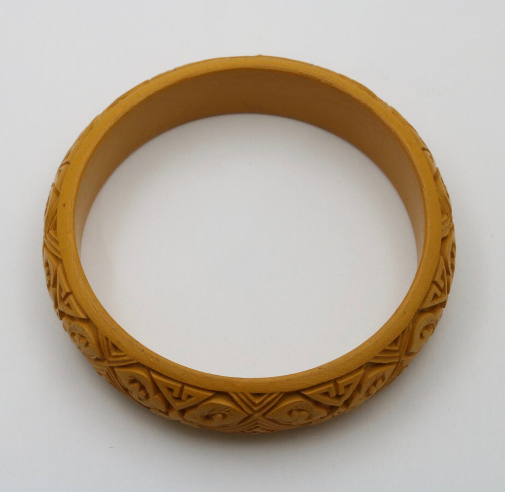 Vintage Yellow Carved Cinnabar Bangle, Bracelet.