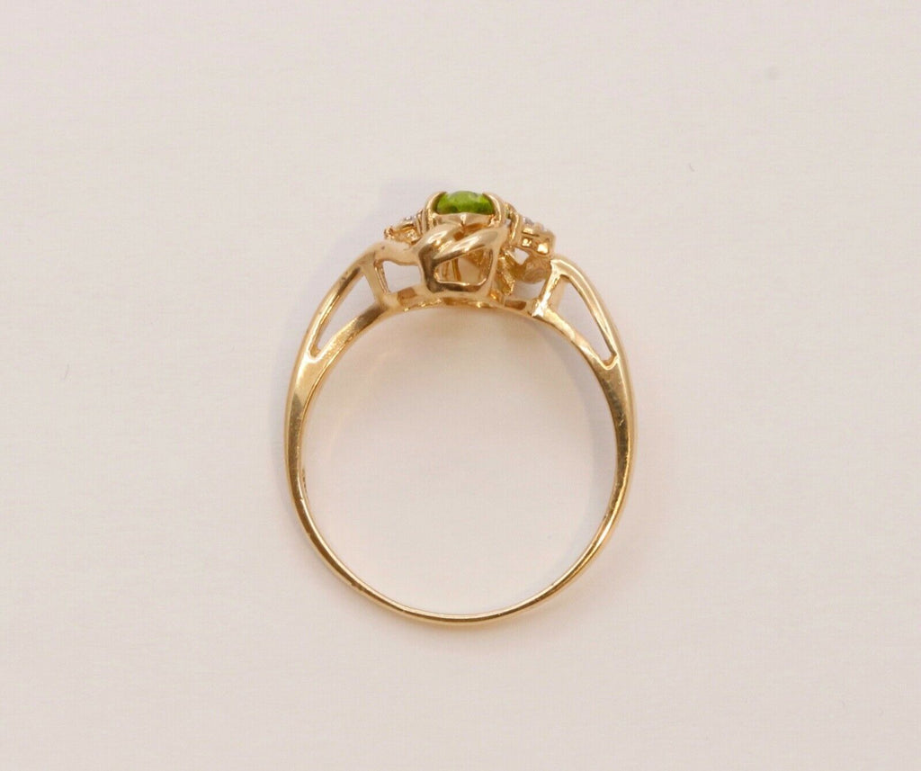 Vintage Ladies Bypass Peridot Diamonds 14K Yellow Gold Ring
