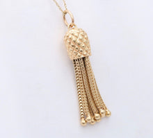 Load image into Gallery viewer, Vintage Foxtail Chain Tassel 14K Yellow Gold Pendant Charm
