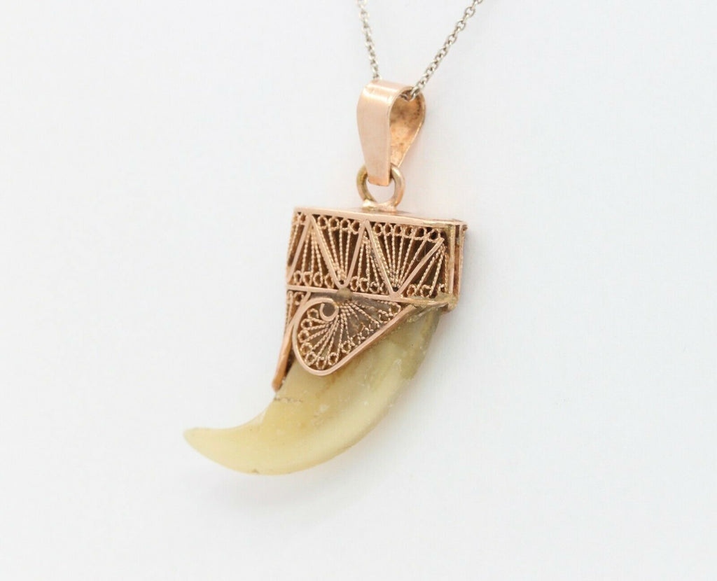 Vintage 14K Yellow Gold Claw Pendant
