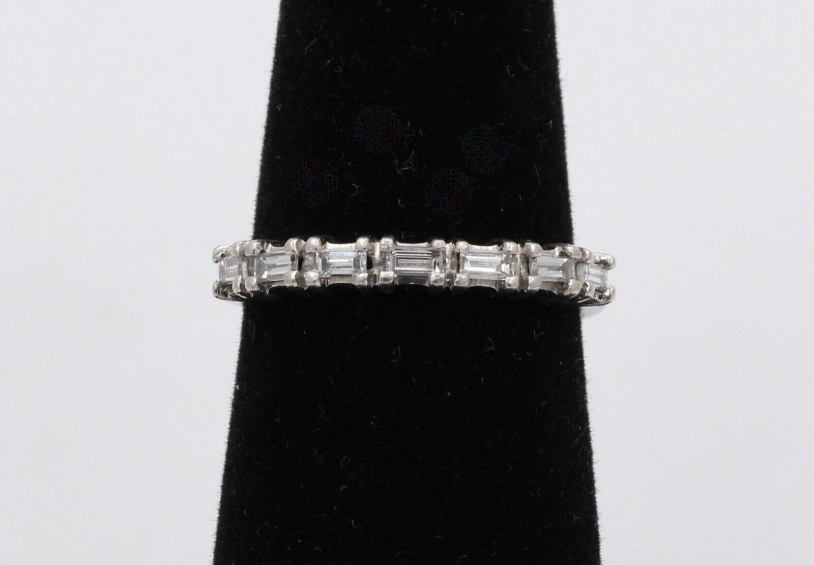 Vintage Ladies Wedding Band Baguette Diamonds Platinum Ring