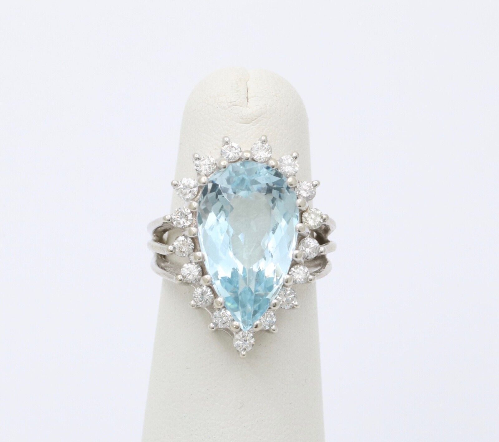 Estate Aquamarine Diamonds 14K White Gold Ring