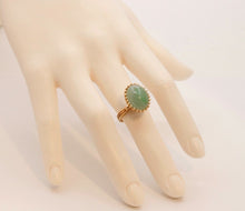 Load image into Gallery viewer, Vintage Ladies Natural Jade 14K Yellow Gold Ring
