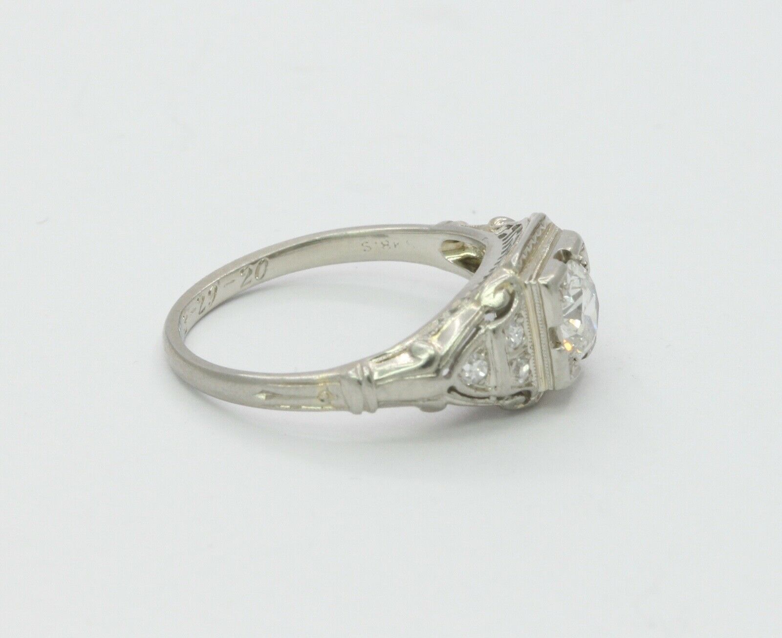 Art Deco Ladies Diamonds Platinum Ring